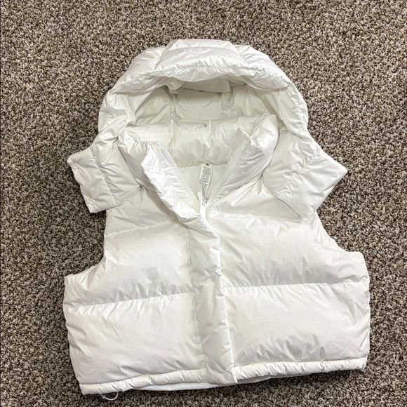 NEW Lululemon Wunder Puff Super Cropped Vest White size 8 - Picture 8 of 11